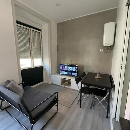 1 Bedroom Flat 5 Minutes From The Beach Buarcos
